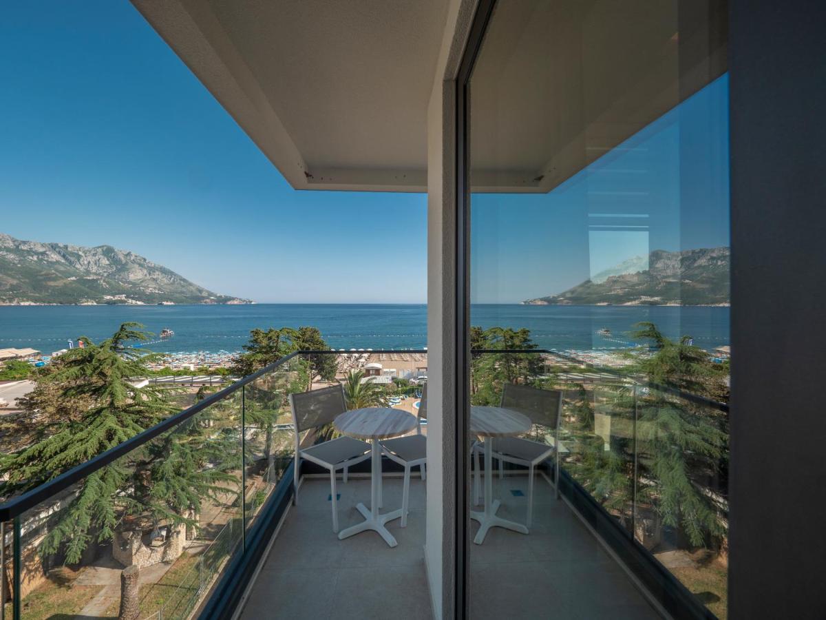 Hotel Montenegro Budva Bagian luar foto